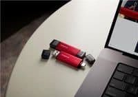 Портативный SSD Kingston 2TB USB 3.2 Gen 2 Dual USB-A R1050/W950MB/s
