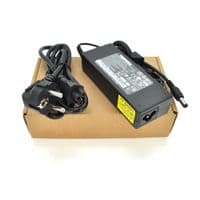 Адаптер питания Merlion для ноутбуков Toshiba 15V 5.0A 75W 6.36х3.0мм, длина 0.9м + кабель питания (LTO75/15-6,36*3,0)