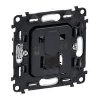 Розетка інформаційна Legrand Valena IN*MATIC RJ45 кат. 6 UTP