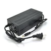 Зарядное устройство Jinyi для LiFePo4 аккумуляторов 12V 4S 2A, штекер 5,5, с индикацией, BOX