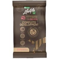 Лакомство для собак Nature's Protection Lifestyle Grain Free Salmon Complete Development Junior 110 (KIKNPLS47204)