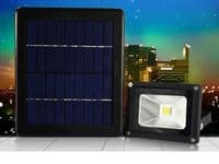 Прожектор LED з датчиком руху 30W, IP65, 60Led, із сонячною панеллю