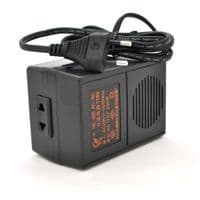 Перетворювач напруги трансформаторний 450W Input 220 V / Output 110V + універсальна розетка
