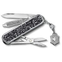 Нож Victorinox Classic SD Brilliant Crystal + брелок-лого (0.6221.35)