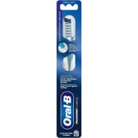 Зубная щетка Oral-B Pro-Expert Средней жесткости 1 шт. (8700216476089)